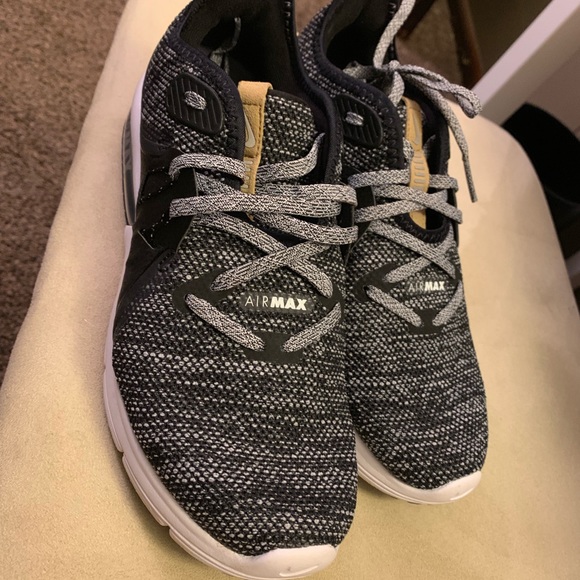 Nike AirMax 7 - Picture 2 of 4